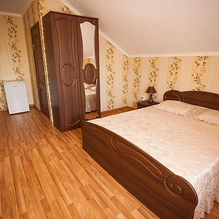 Goldenluxe Ξενοδοχείο Berehove  Εξωτερικό φωτογραφία
