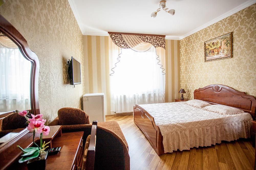 Goldenluxe Ξενοδοχείο Berehove  Εξωτερικό φωτογραφία